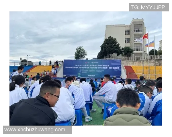 南京足球队在全国团队协作排行榜中荣登第七名展现出色团队精神与实力 南京足球队在全国团队协作排行榜中荣登第七名展现出色团队精神与实力