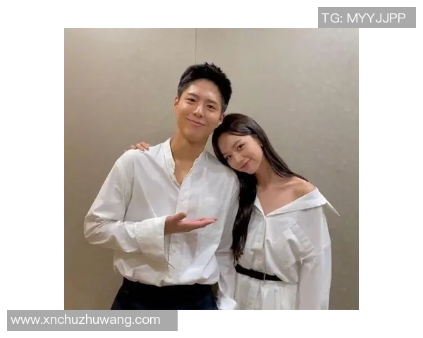 女明星与足球明星同框瞬间展现魅力与风采的完美结合